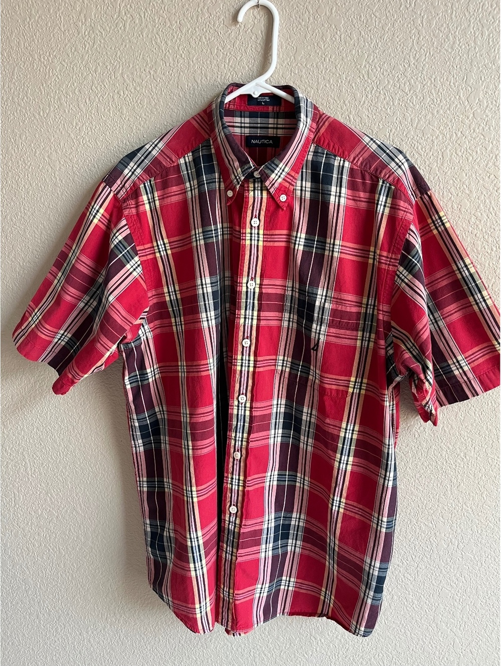 Red plaid men’s large short sleeve Nautica